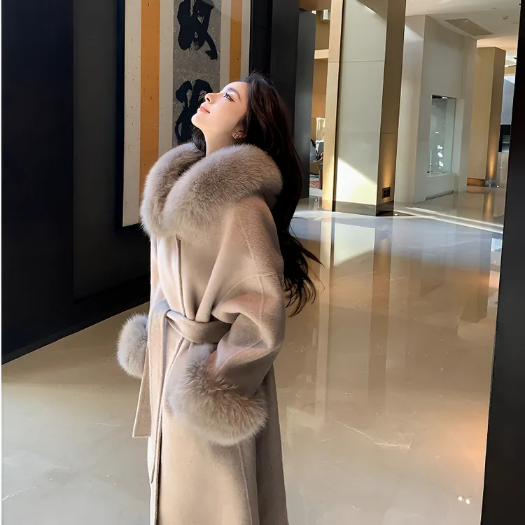 2025新款仿狐狸毛连帽双面毛呢大衣女秋冬高级感中长款呢子外套