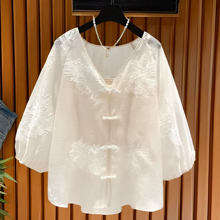 新中式刺绣防晒衬衫女2025夏季新款慵懒宽松国风盘扣V领开衫上衣