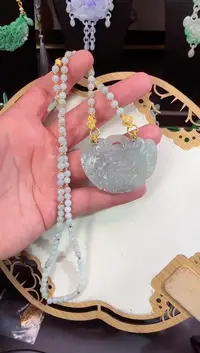 【闪购商品】翡翠颈饰未镶嵌牌子