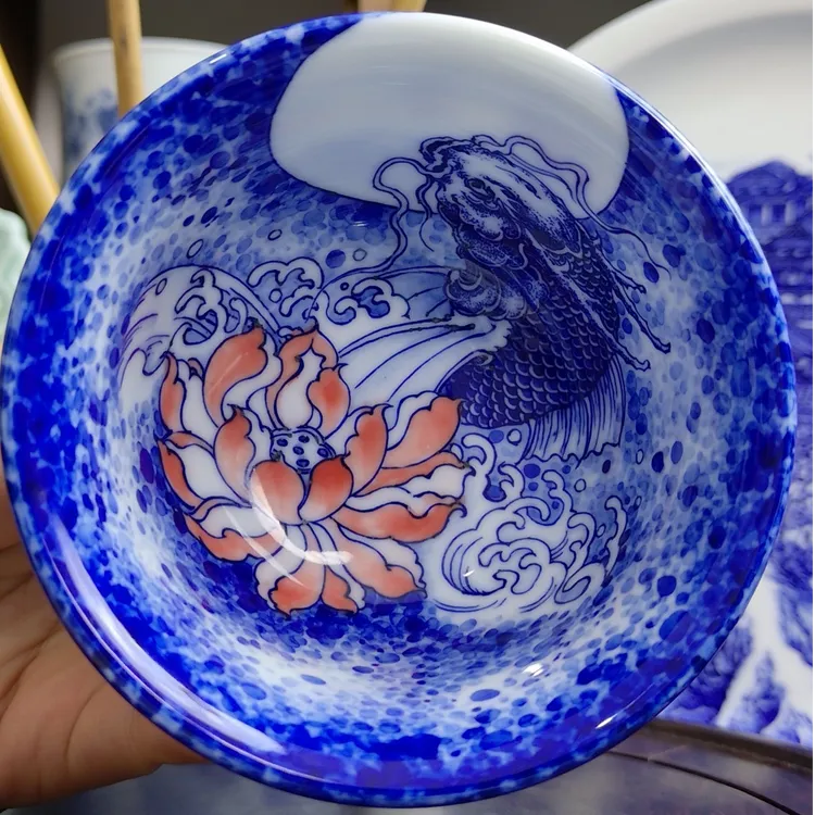 鲤鱼化龙压手杯手绘青花瓷龙纹陶瓷主人杯纯手工