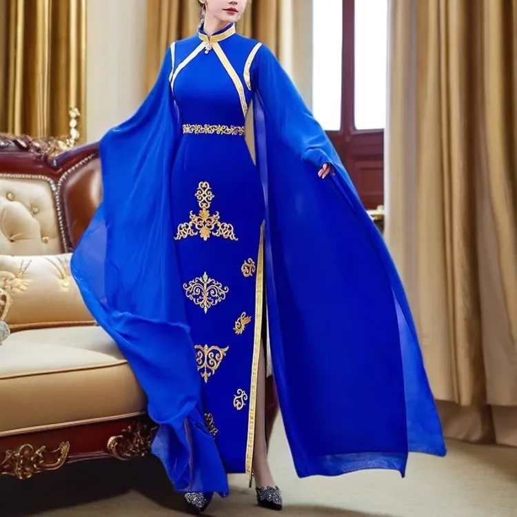 走秀旗袍女款大飘袖演出服2025年新款刺绣披风中国风优雅演出服冬