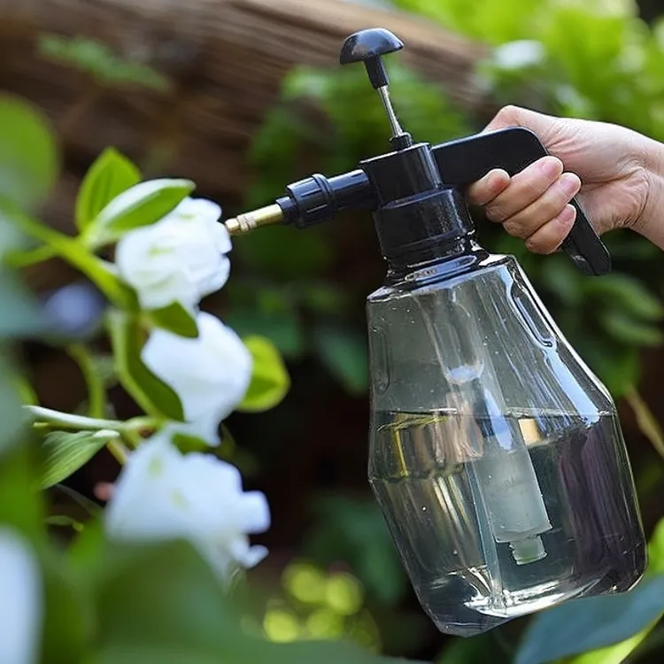 手动气压式喷壶浇花消毒小型家用喷水壶打药养花园艺浇水壶洒水壶