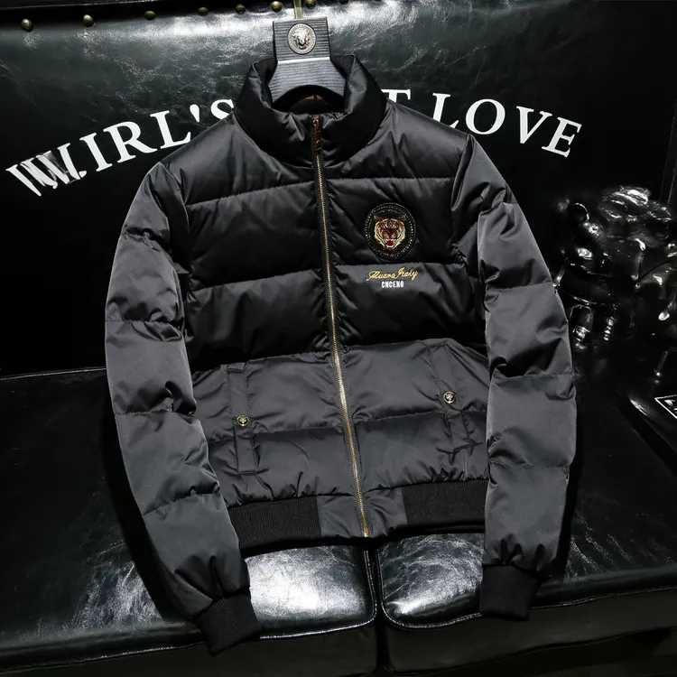 高端欧货老虎头刺绣立领休闲加厚羽绒服男冬季新款白鸭绒保暖外套