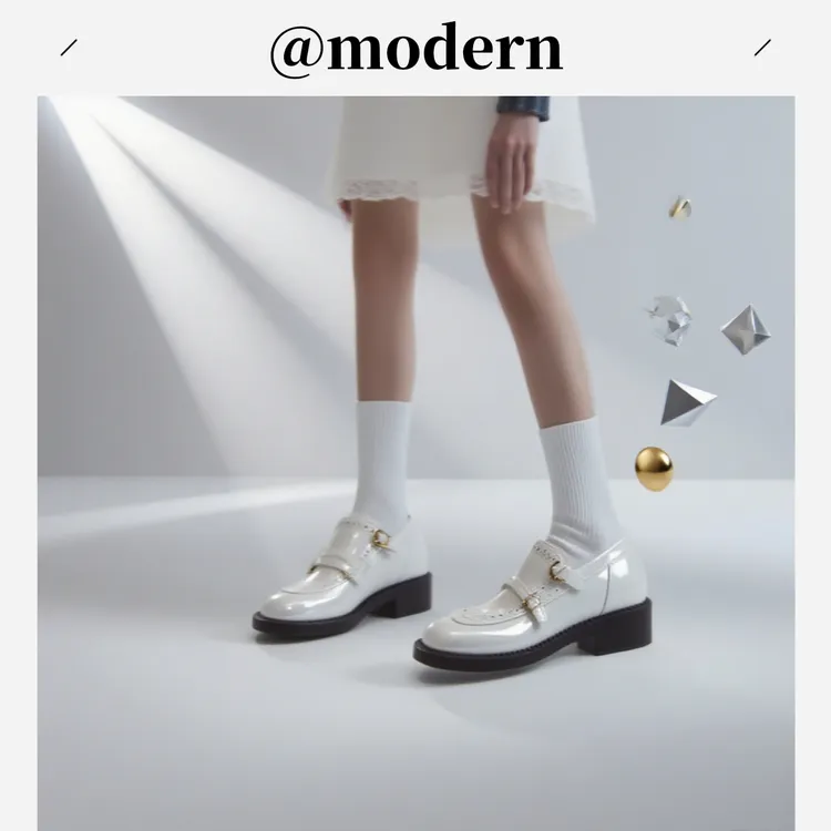 日系皮带扣乐福鞋百搭英伦低跟学生学院风一脚蹬圆头春秋白色