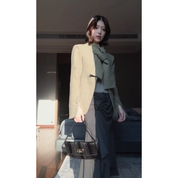 MARIE.COCO韩系温柔设计感西装外套内搭打底衫女优雅半身裙气质装