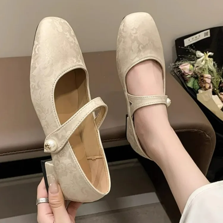 国风绣花玛丽珍晚晚鞋女2025春夏新款平底低跟中式配旗袍汉服单鞋