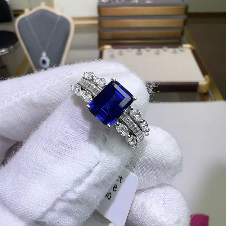 培育蓝宝石S925银镶嵌培育蓝宝石戒指5.5ctR3-0718