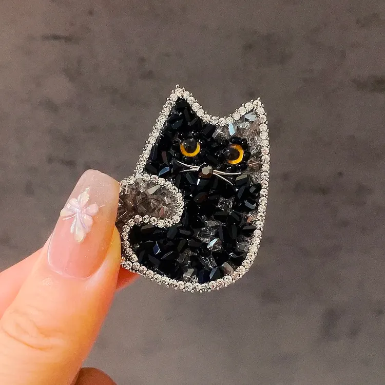 合金胸针 可爱立体小黑猫胸针女水晶胸花别针外套包包帽子配饰品