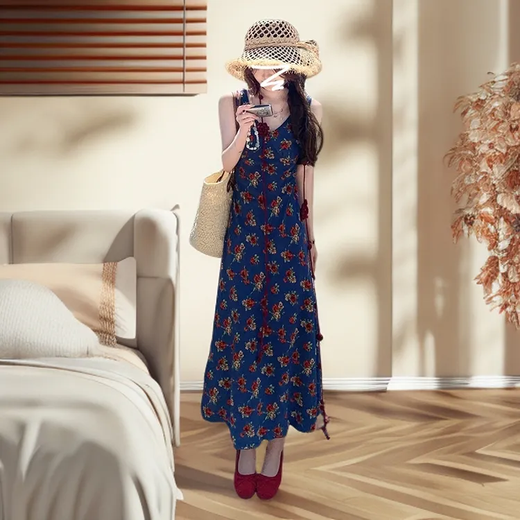 150小矮个子碎花吊带连衣裙女夏季法式复古度假风长裙收腰中长