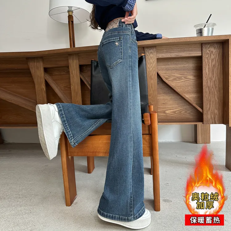 女童秋冬加绒牛仔裤2025新款女大童冬季休闲加厚喇叭裤微喇长裤子