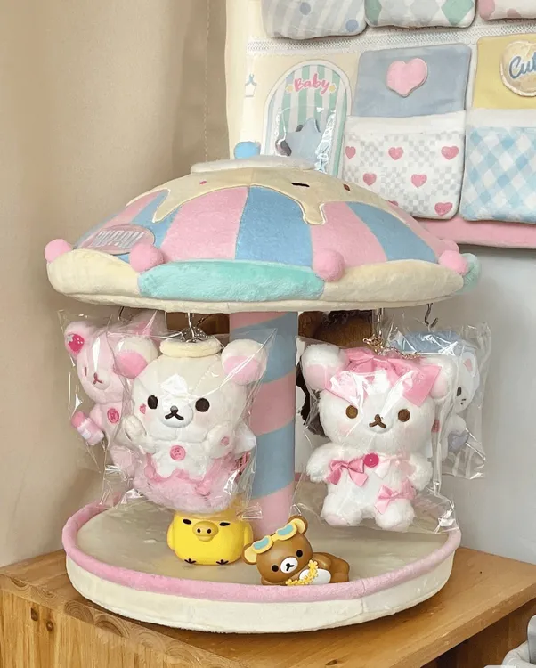 bunnu旋转娃屋同款旋转木马旋转小屋棉花娃娃屋手动旋转毛绒娃屋