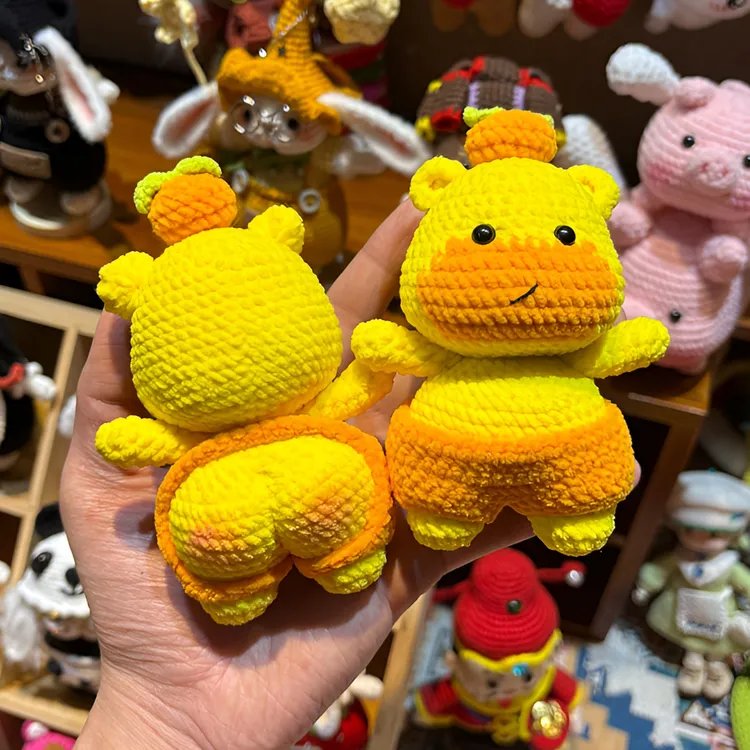 纯手工钩织针织【水豚噜噜】成品玩偶钥匙扣包包挂件摆件生日礼物
