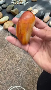 未镶嵌和田玉（糖玉）挂件和田玉