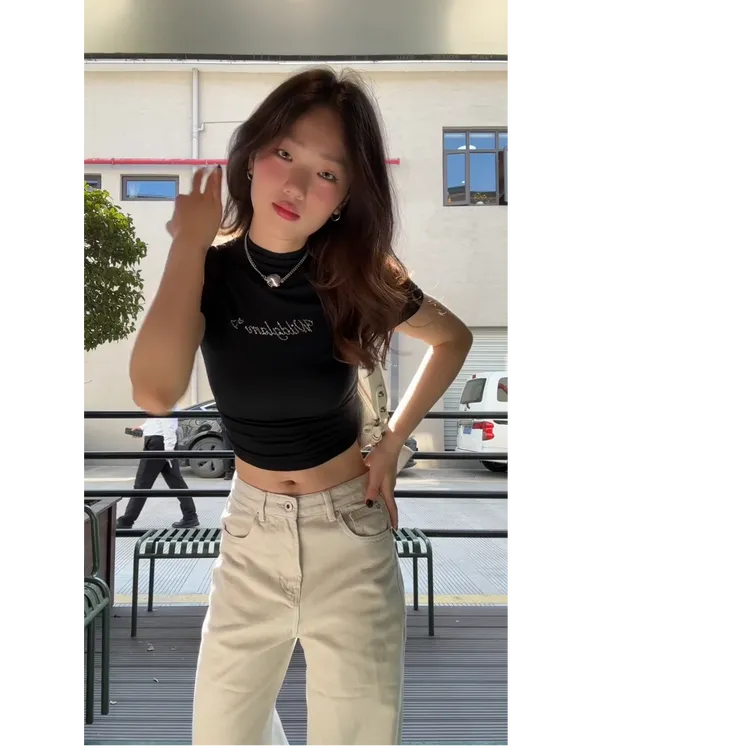 2025夏季美式黑色修身露脐辣妹短款上衣韩版窄版宽松直筒拖地裤子