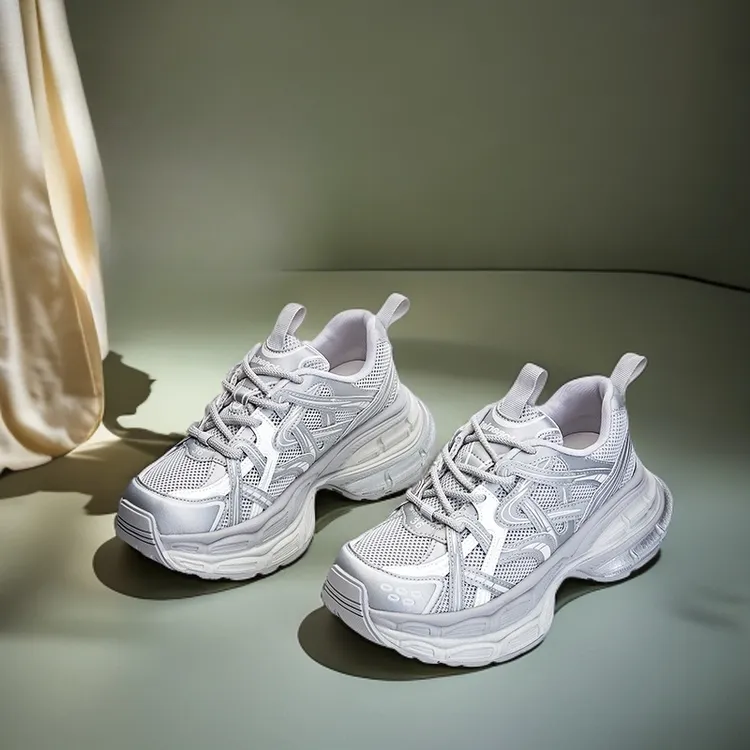 发泡底复古老爹2025秋季新款休闲鞋运动鞋潮2025今年流行鞋子女鞋