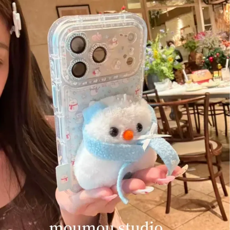 可爱毛绒蓝围巾雪人适用iPhone17promax苹果17pro手机壳16pro1514
