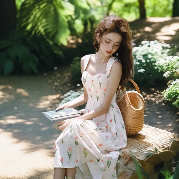 千语栀【七夕】闪烁光影美丽若隐若现  洋气高级格调夏天吊带连衣裙