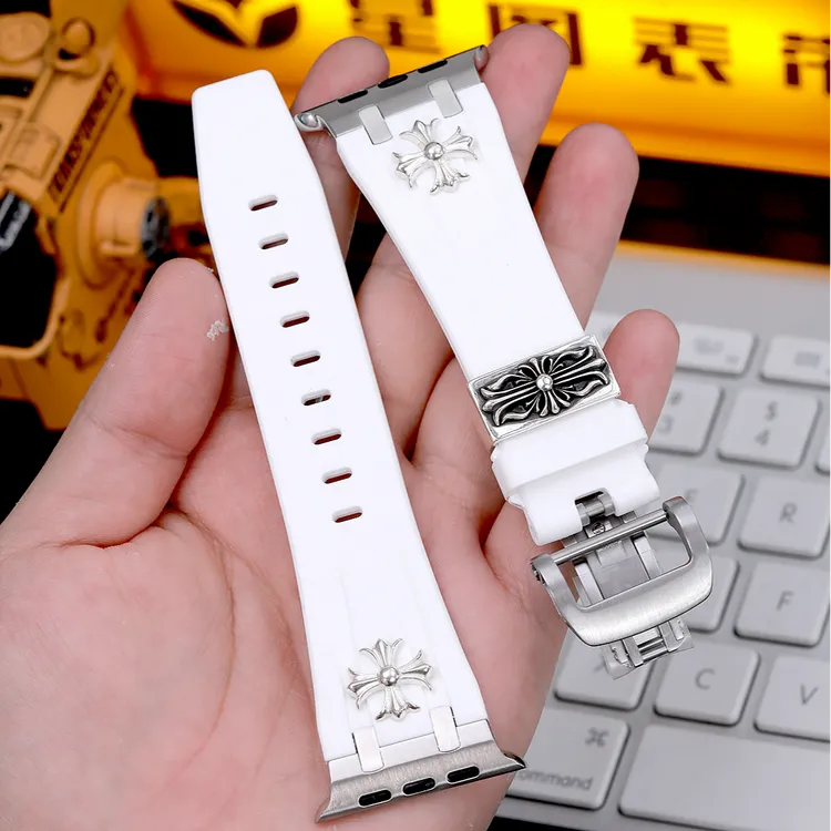 星图925银铆钉浮雕环苹果高性能弹力硅胶手表带ultra49mm789/10se