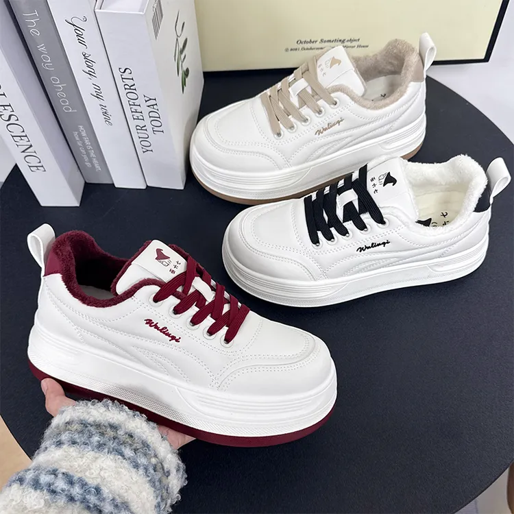巫六七女鞋秋冬新款小白鞋加绒保暖厚底增高休闲百搭学生时尚板鞋