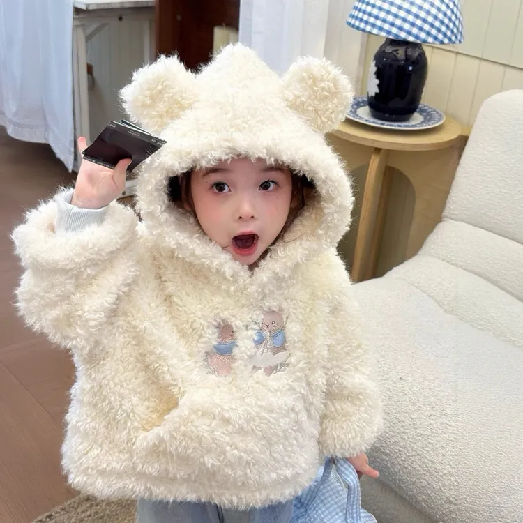 女童羊羔绒卫衣冬季洋气儿童超好看加绒保暖白色上衣韩系女宝衣服
