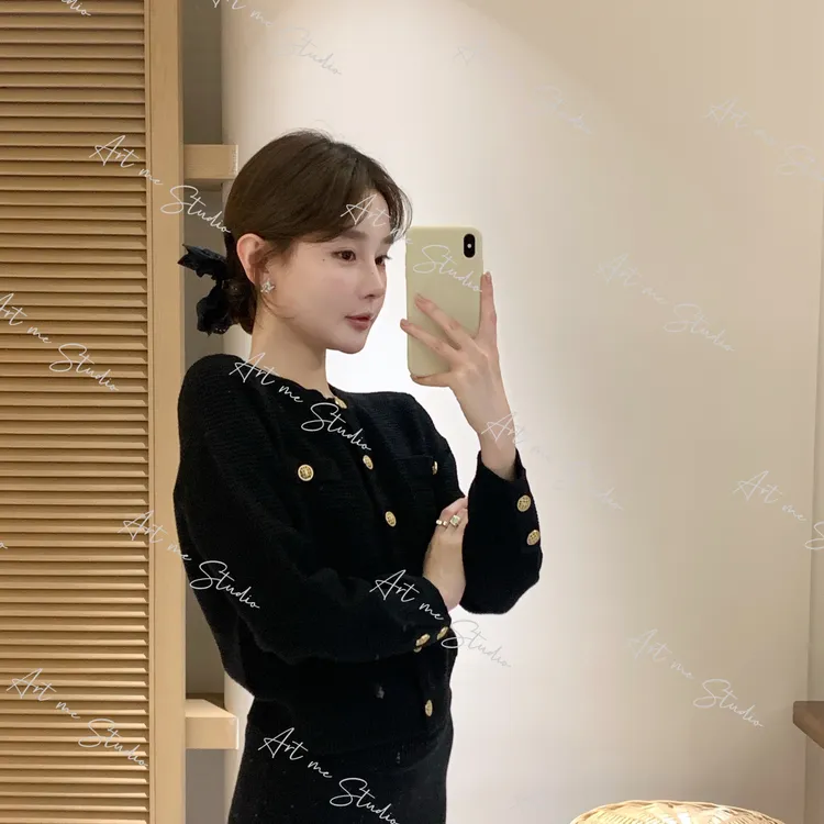 【ART ME】复古绵羊毛精致浮雕扣优雅松弛感两色外套w24672