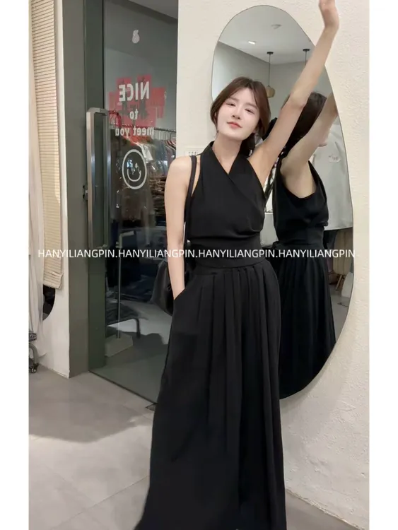 【黑玫瑰】法式气质V领时尚套装