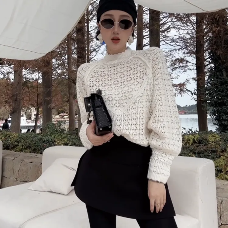 XIAOBAI宽松百搭设计感镂空圆领毛针织衫