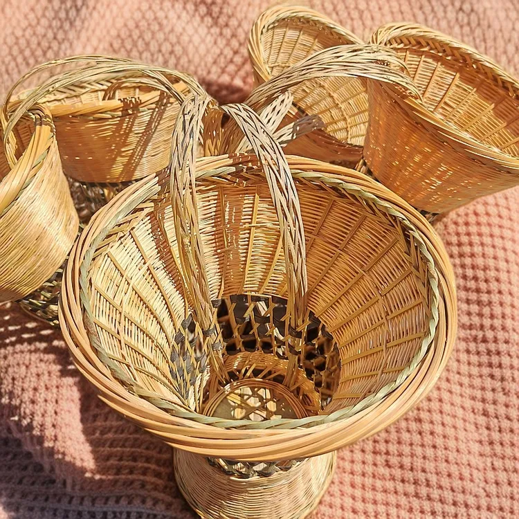 儿童舞蹈背篓镂空轻便小背篓舞台表演道具篓