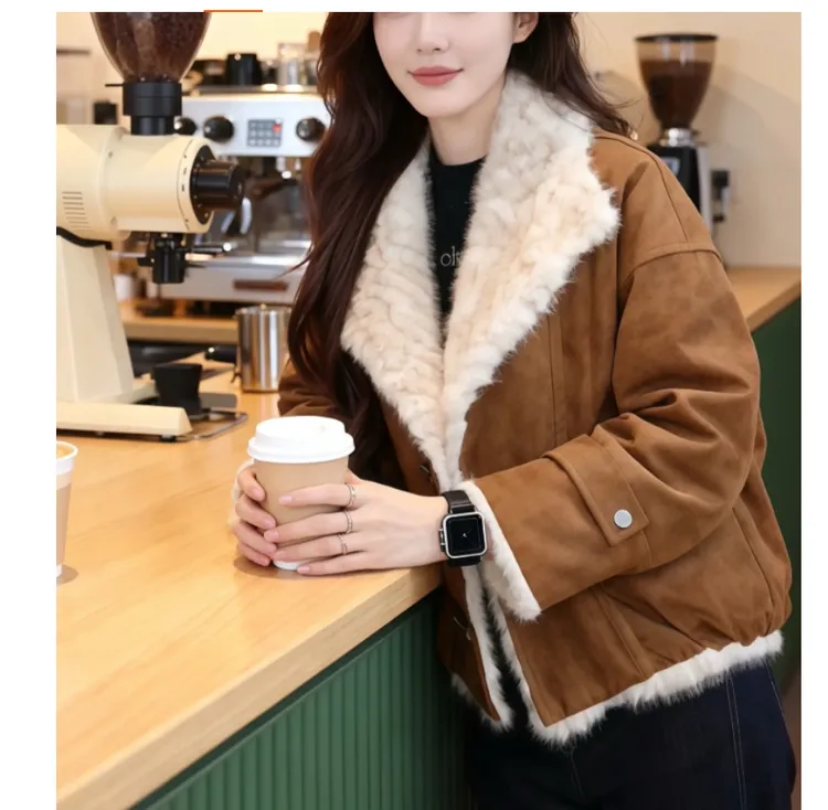 年轻妈妈独特气质高级感绝美巨好看加厚大毛领棉服女今年流行爆款