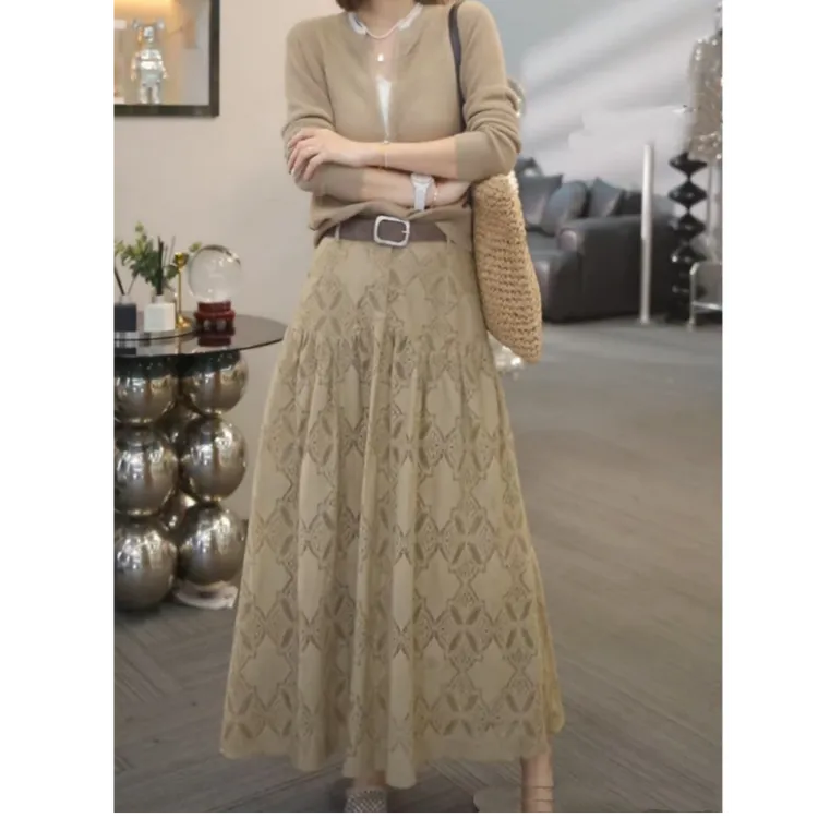 高级感极简风开衫针织衫+ 复古碎花大摆半身裙2025新款春夏套装