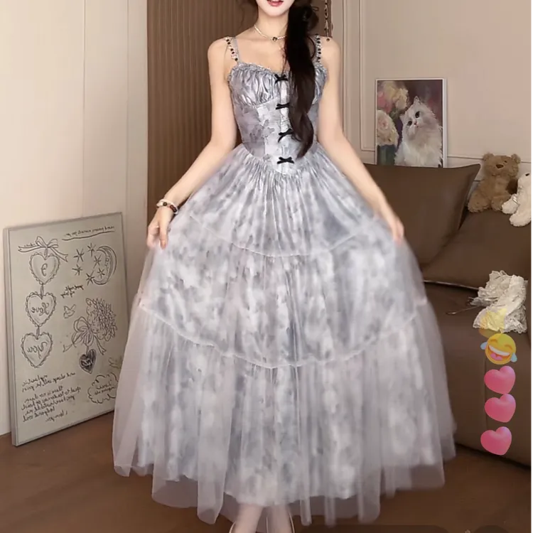 香薰玫瑰 夏季新款设计感端午出游甜美露肩收腰显瘦短袖上衣半裙