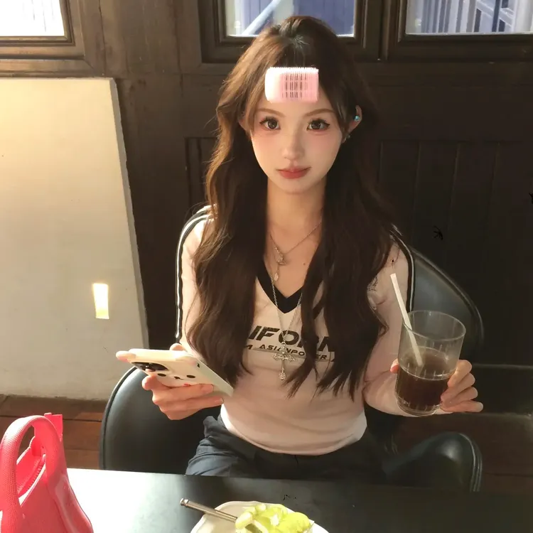 美式修身T恤显身材辣妹机车风V领小上衣爵士舞蹈jazz啦啦队演出服