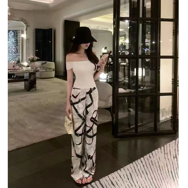 韩系气质女神2025夏季新款ins性感一字肩上衣配印花休闲裤两件套