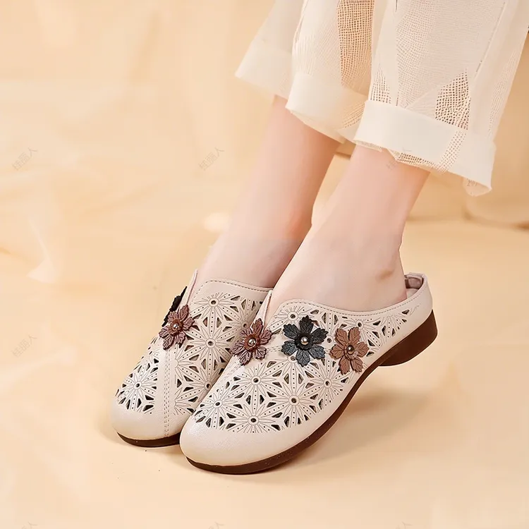 新款轻奢真皮户外软底包头半拖镂空防滑舒适妈妈鞋中老年时尚女鞋