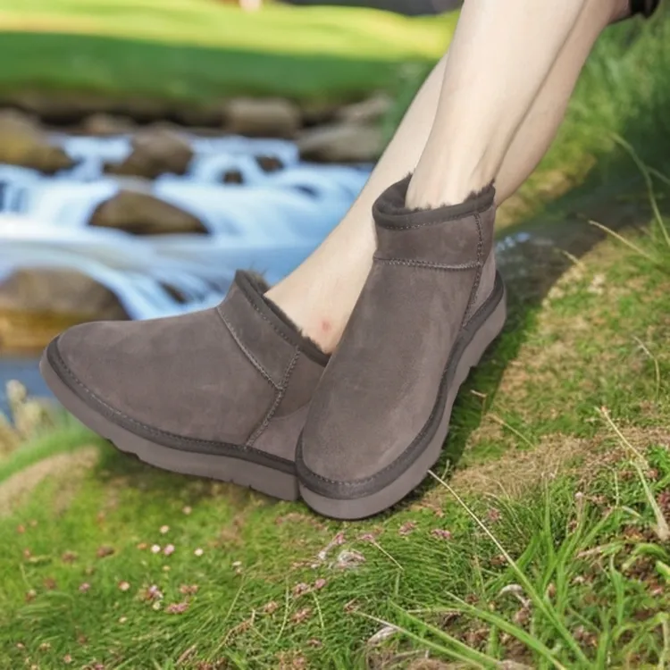 JUMBO加厚羊皮毛一体短筒保暖雪地靴防滑冬季真皮加绒棉鞋棉靴