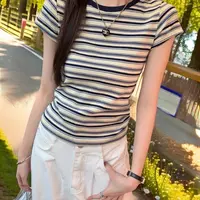 （叶17）可可精选2025吸汗常规T恤不紧身的短款上衣ins小众时尚风格