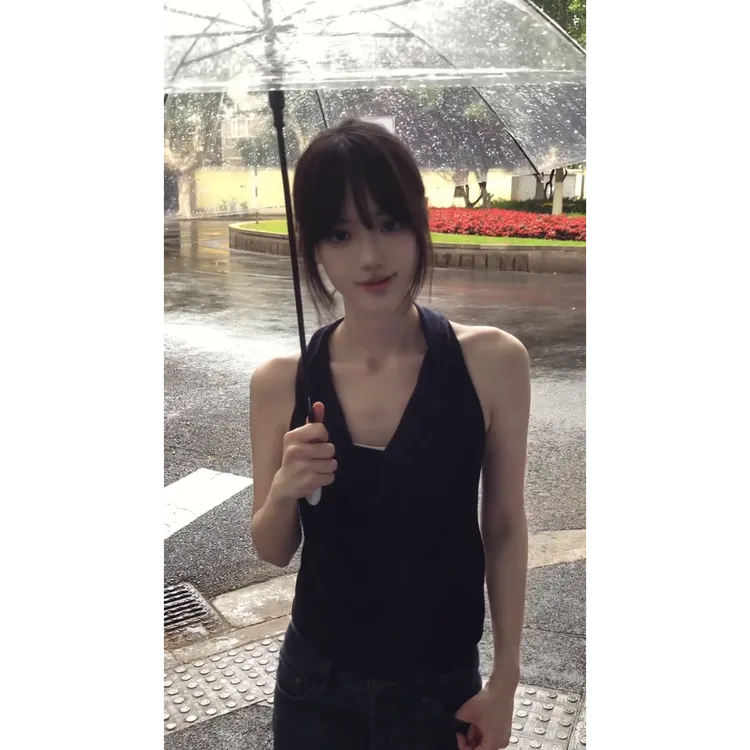 MARIE.COCO纯欲性感荡领吊带背心女搭配气质百搭牛仔裤绝美两件套