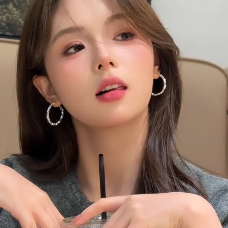 足银耳饰 碎银子圆圈耳环女2025新款爆款耳扣轻奢高级感耳圈耳饰