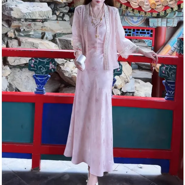 新中式粉色重工设计感吊带裙开衫套装初秋新款女装两件套装