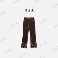 萱易展-设计师立体剪裁重工镂空刺绣百搭植绒微喇裤-KZ091703