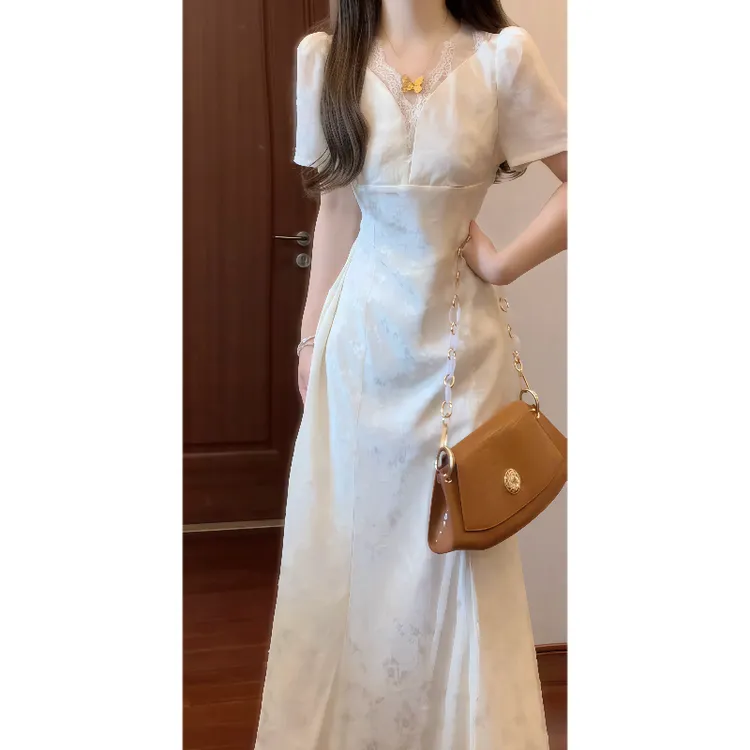 【温婉白月光】法式设计感V领提花蕾丝拼连衣裙泡泡袖收腰长裙9617
