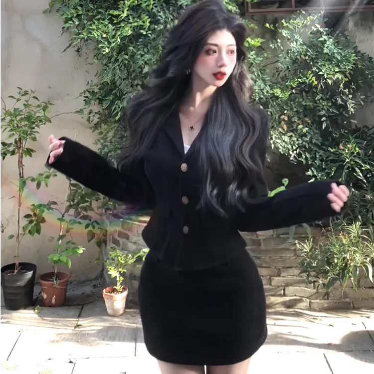 小香御姐风套装女早秋纯欲气质V领长袖上衣甜辣妹高腰短裙两件套