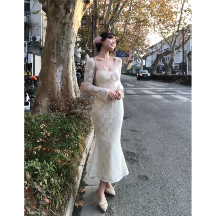 纯欲性感风v领自带胸垫加绒蕾丝复古优雅显瘦鱼尾连衣裙