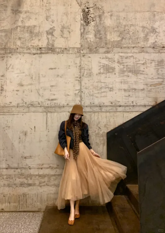 小个子老钱风高级感套装女秋季洋气牛仔外套设计感压褶网纱半身裙
