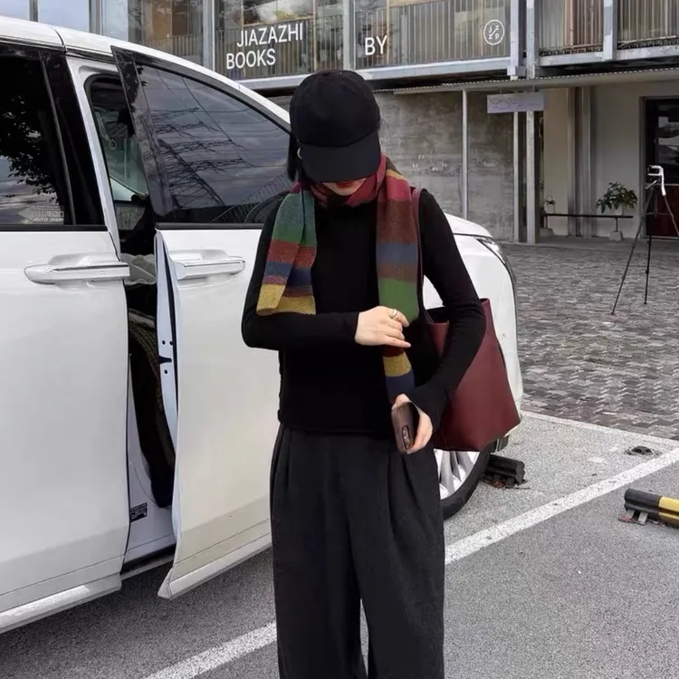 彩虹方糖围巾高颜值绵毛经典彩色条纹围巾女秋冬百搭新款单肩包