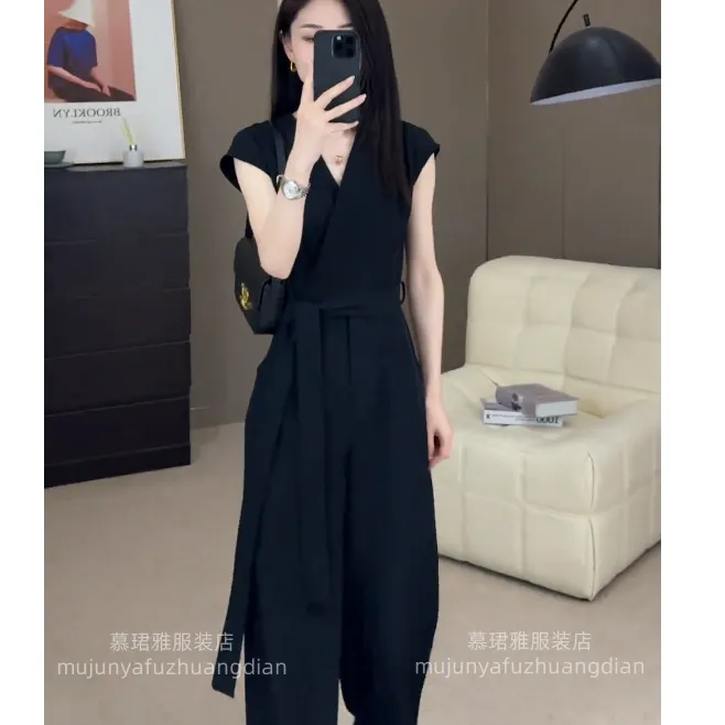  2025新款百搭气质显瘦收腰时尚V领阔腿黑色连体裤