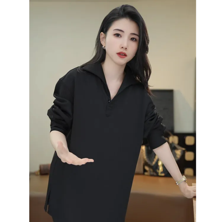 小乖逃黑色卫衣V领单扣立领时尚简约爆款卫衣M8996