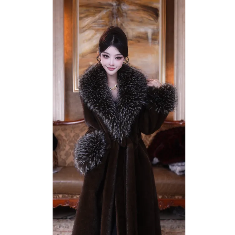 法式高奢气质秋冬新款咖色双色毛领毛毛外套