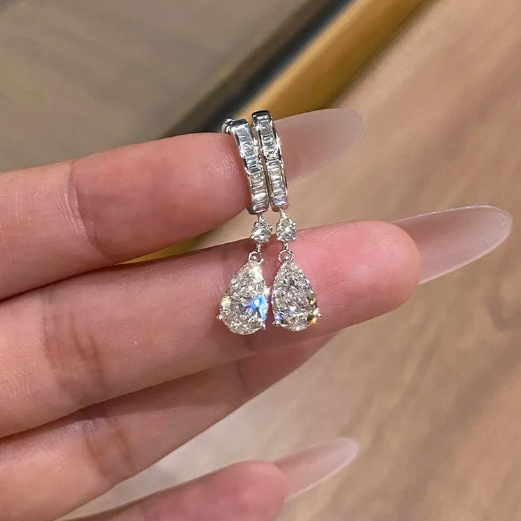 铜合金耳饰 爆闪银色水滴锆石耳环时尚轻奢气质高级清冷感耳饰女