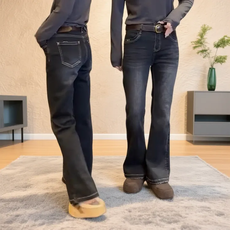 复古黑灰色窄版微喇牛仔裤女秋冬新款大码加绒加厚宽松显瘦阔腿裤